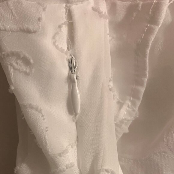 VENUS White Floral Maxi Dress - Picture 14 of 14